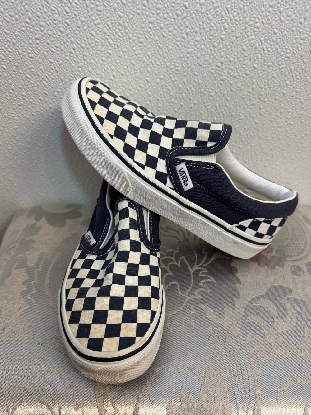 Vans Kids Checkerboard Slip-On Sneakers - Black & White Sz 2 (E-40)